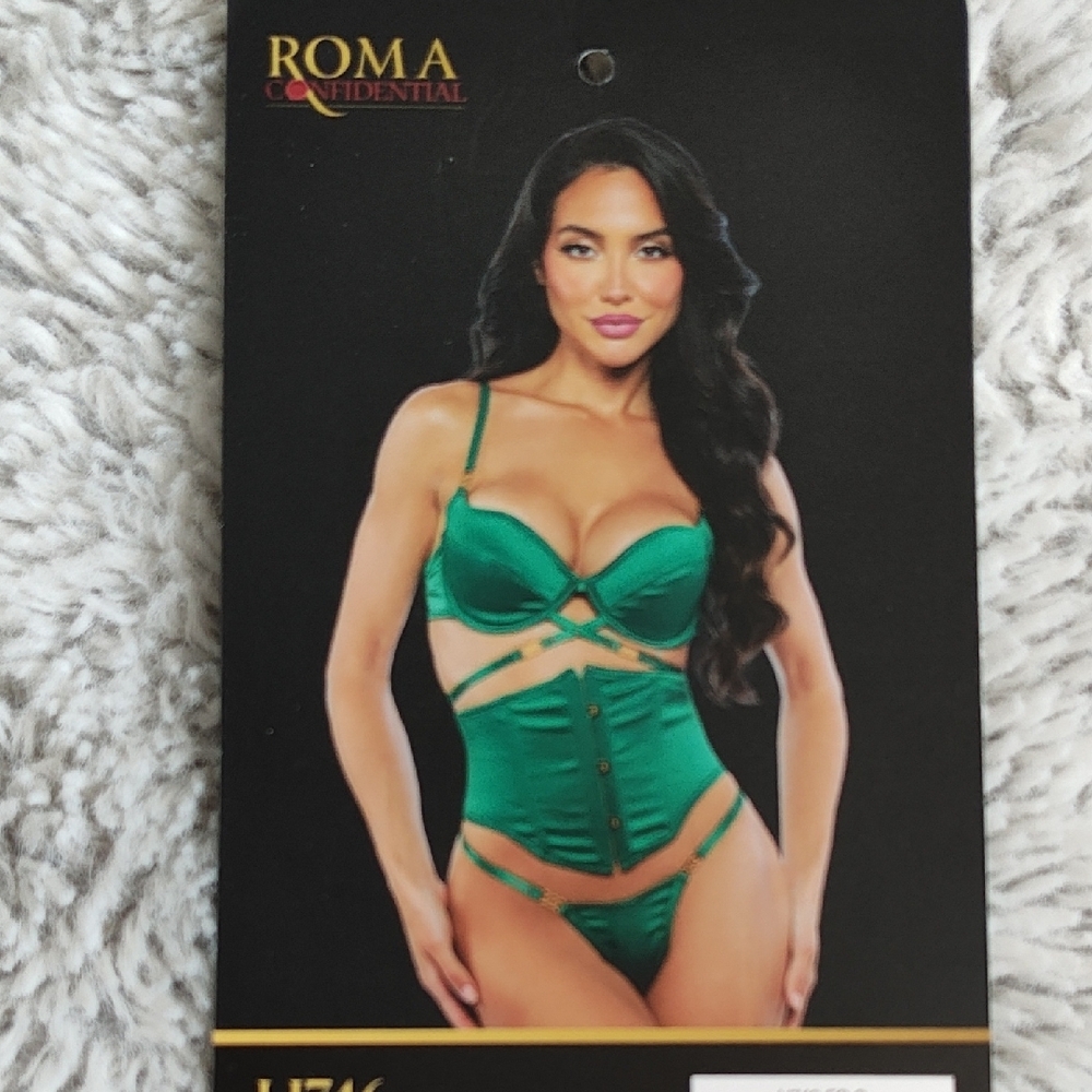 Roma Confidential Green Lingerie Set